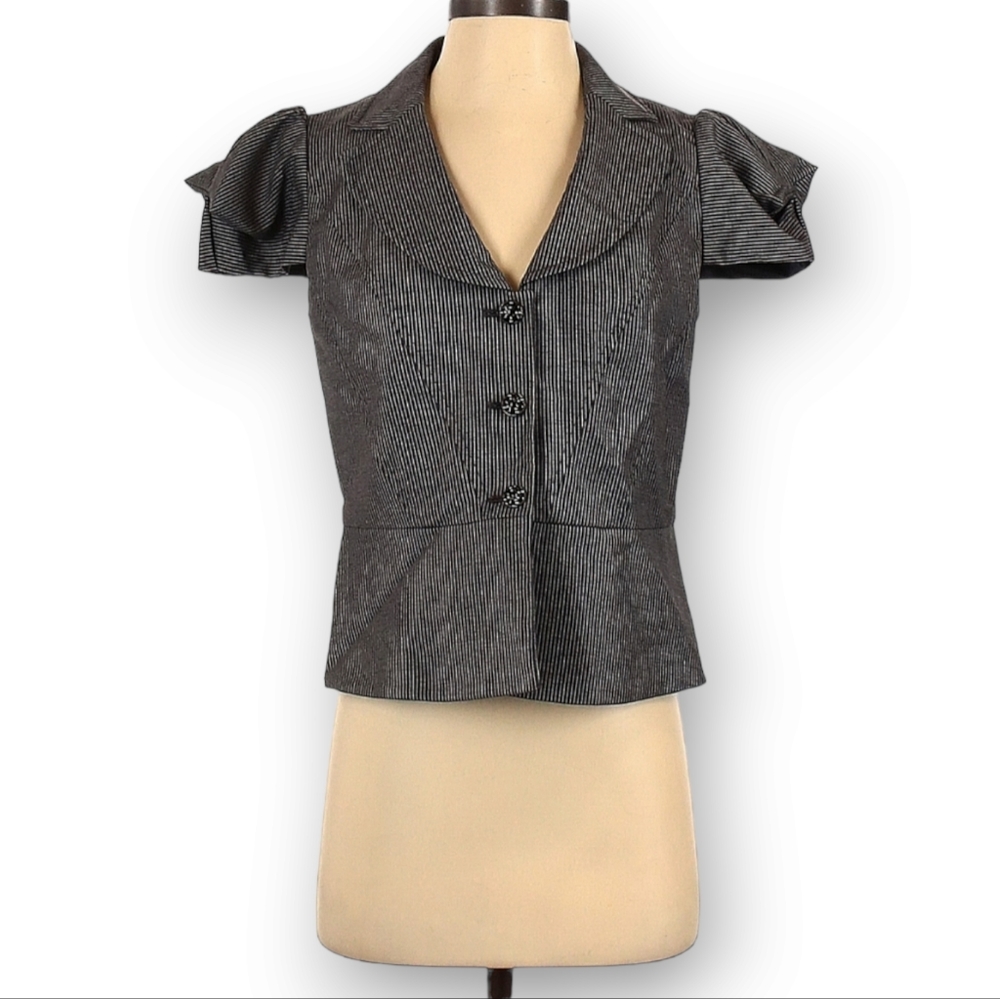 Nine West Blazer Size 4 Grey White Striped Peplum‎ Cap Sleeve Button Front NEW